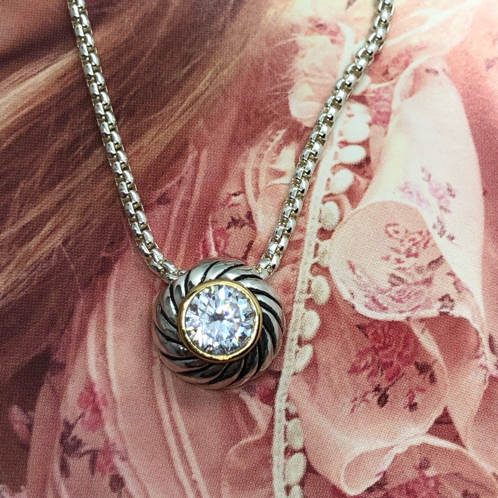 🌟 Silver Necklace - Picture 3 of 5